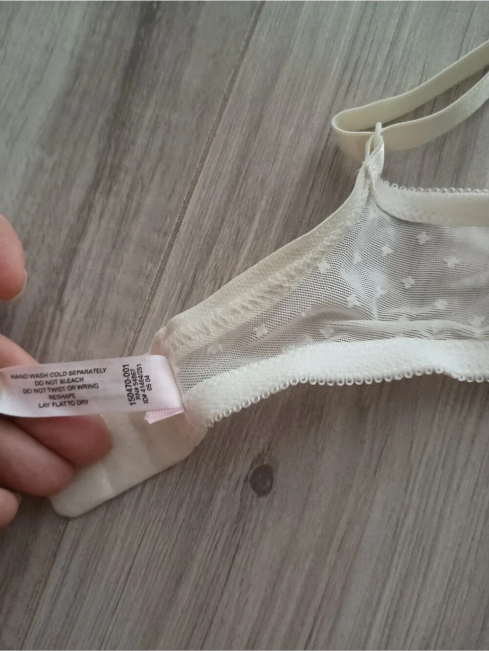 NWT Victoria's Secret Vintage White Swiss Dot Mesh Unlined Underwire Bra 34C